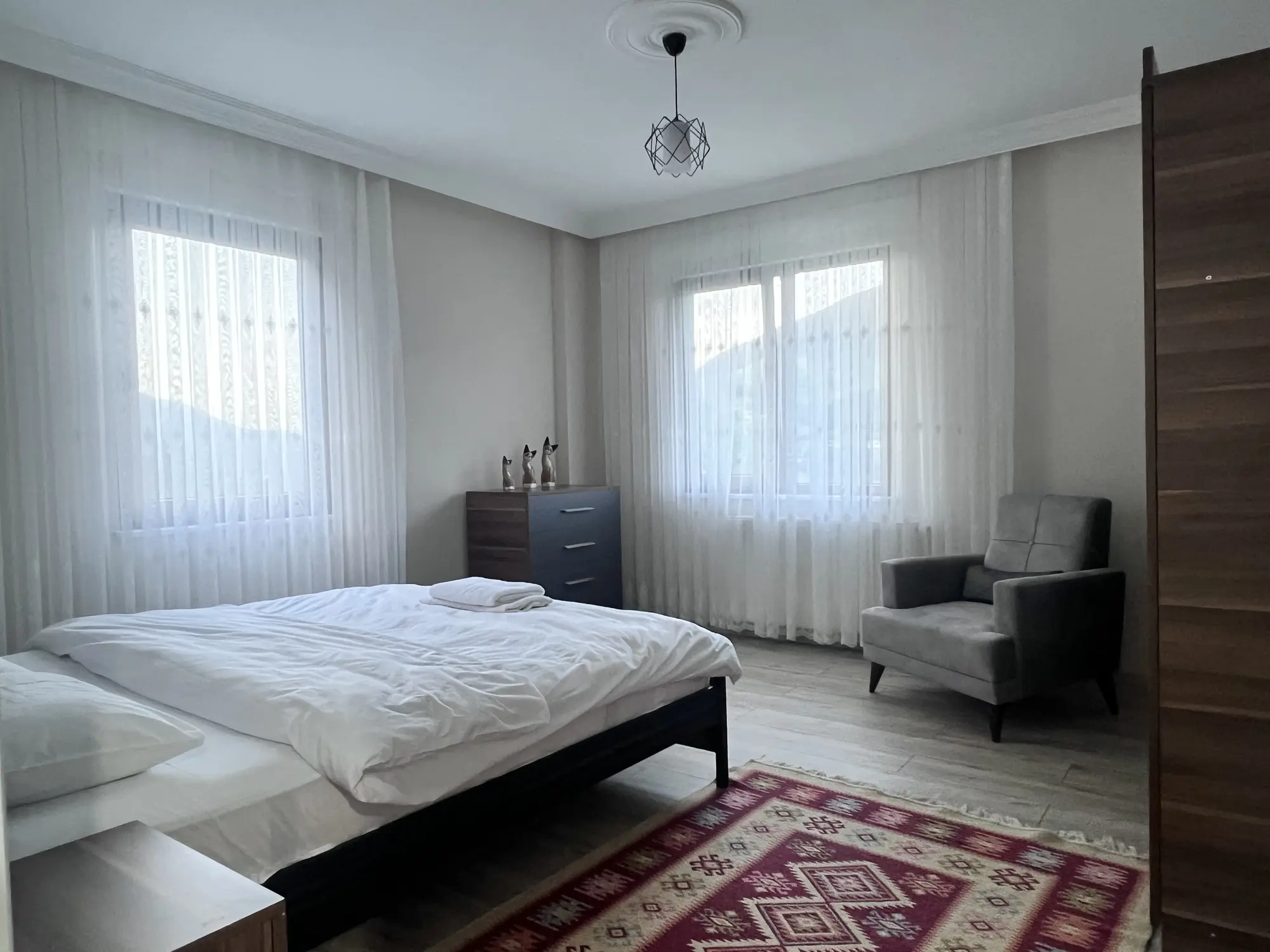 Çift kişilik yatak odası